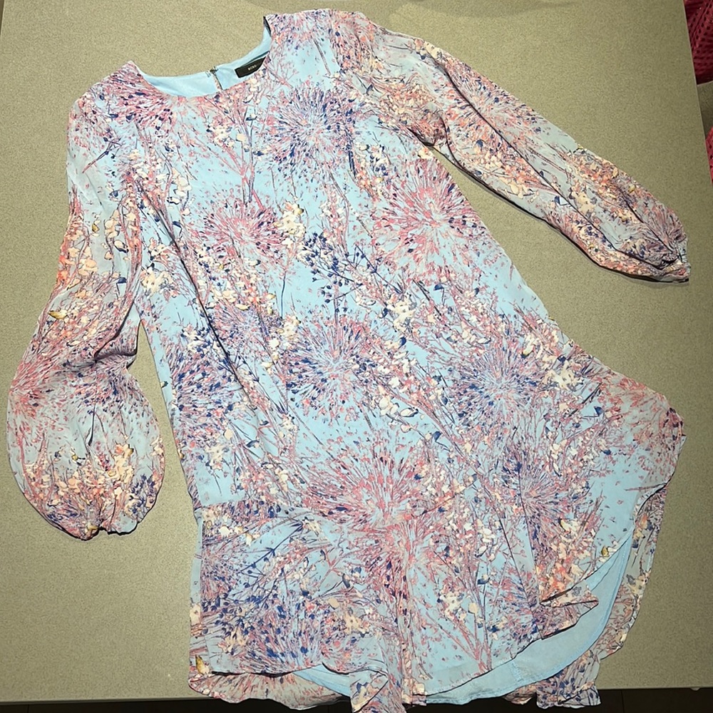 BCBG Long-sleeve Floral Shift Dress